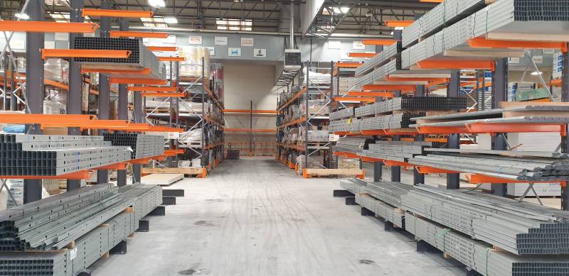 Solutions de rayonnages cantilevers lourds pour le stockage de charges longues en environnement industriel entre Villefranche-sur-Saône et Mâcon