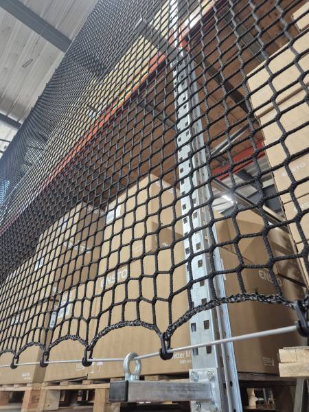 Filet anti-chute sur mesure en PPhr 5 mm maille 45 pour rack à palette  à Villefranche sur Saône