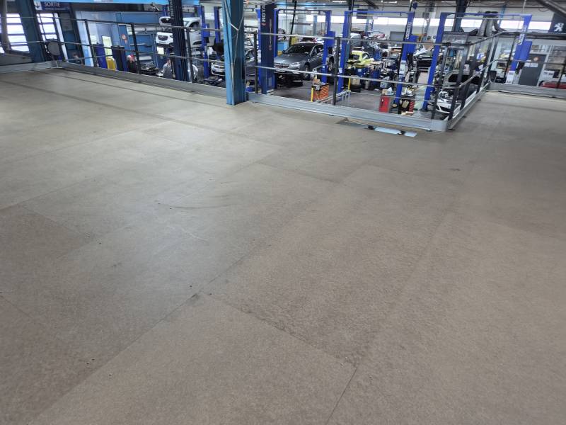 Installation d'un plateforme métallique pour doubler la surface de votre magasin de stockage de pièces de rechanges automobile à Villefranche sur saône