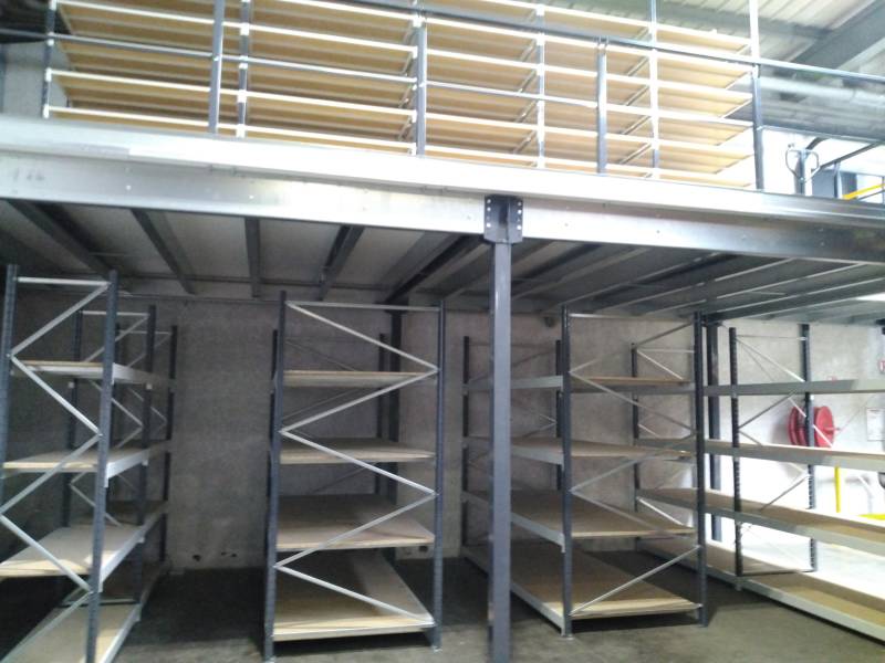 Fourniture et installation de mezzanines industrielles modulaires pour charges lourdes dans les usines et ateliers à Villefranche-sur-Saône