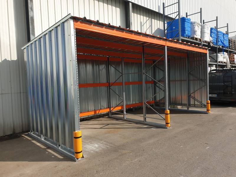 Protections PVC avec absorbeur de choc pour la protection de vos montants d'échelle entre Limas et Genay