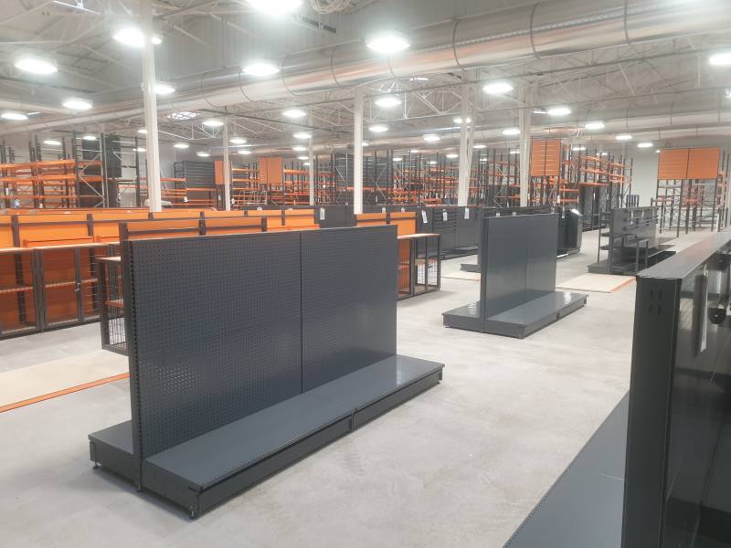 Coordination de l'installation des rayonnages et équipements de stockage sur environ 70 points de vente d'une enseigne nationale de négoce en matériaux de construction